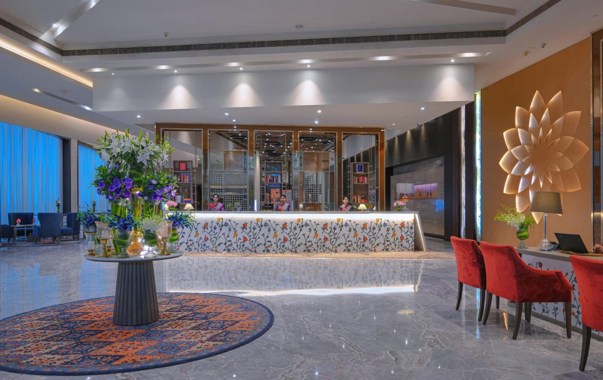 Taj Hotel & Convention Centre, Agra Agra  Exterior foto The lobby of the hotel